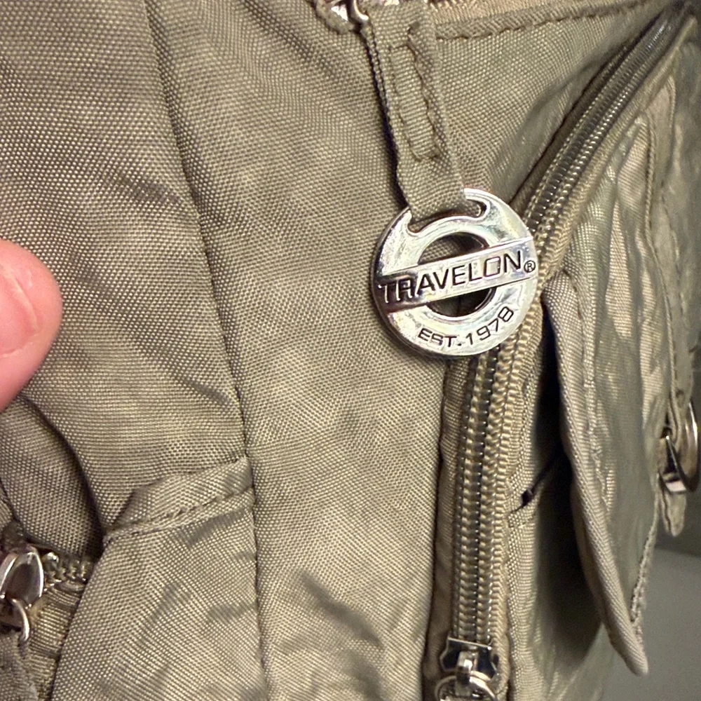 Travelon this purse